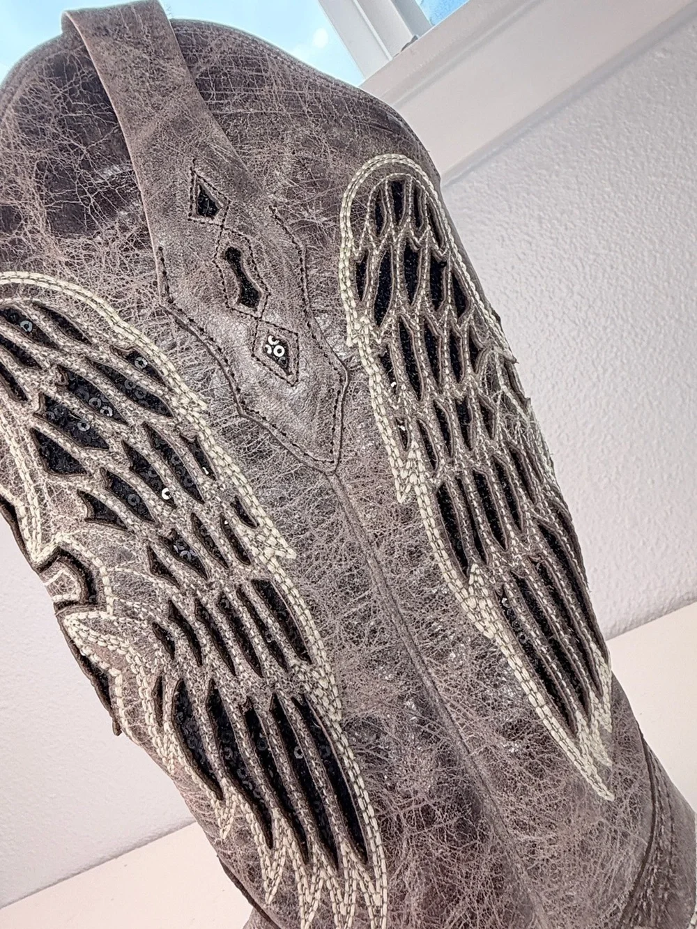 Corral vintage Angel Wing Crystal Western Cowboy Boots Distressed Leather 8.5
